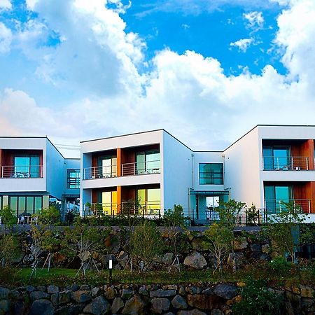 Dorami Pension Seogwipo Exterior foto