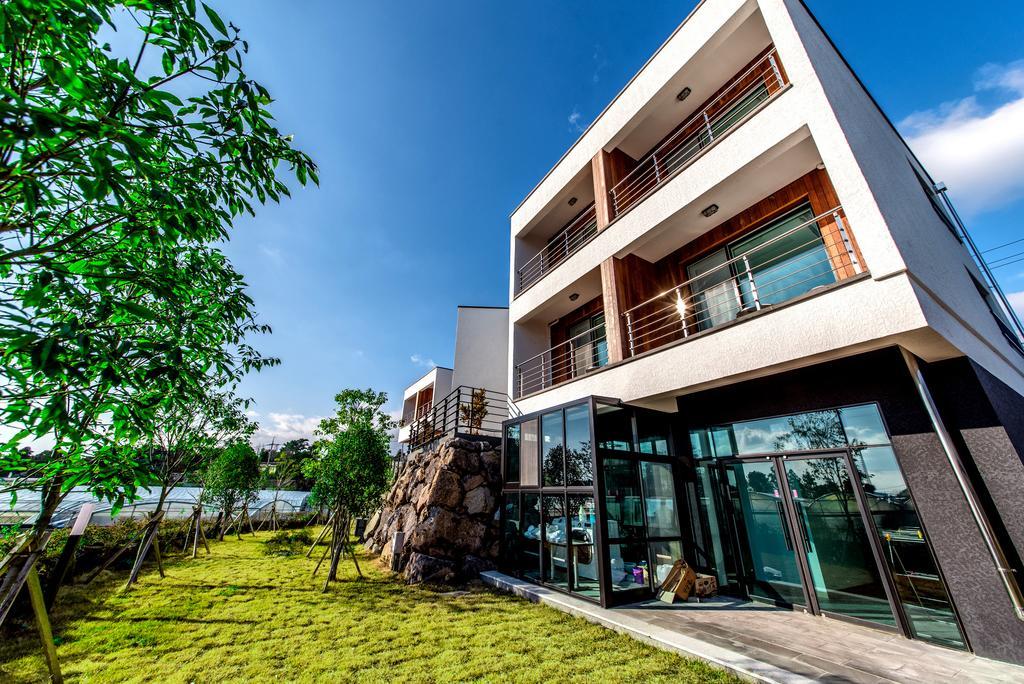 Dorami Pension Seogwipo Exterior foto
