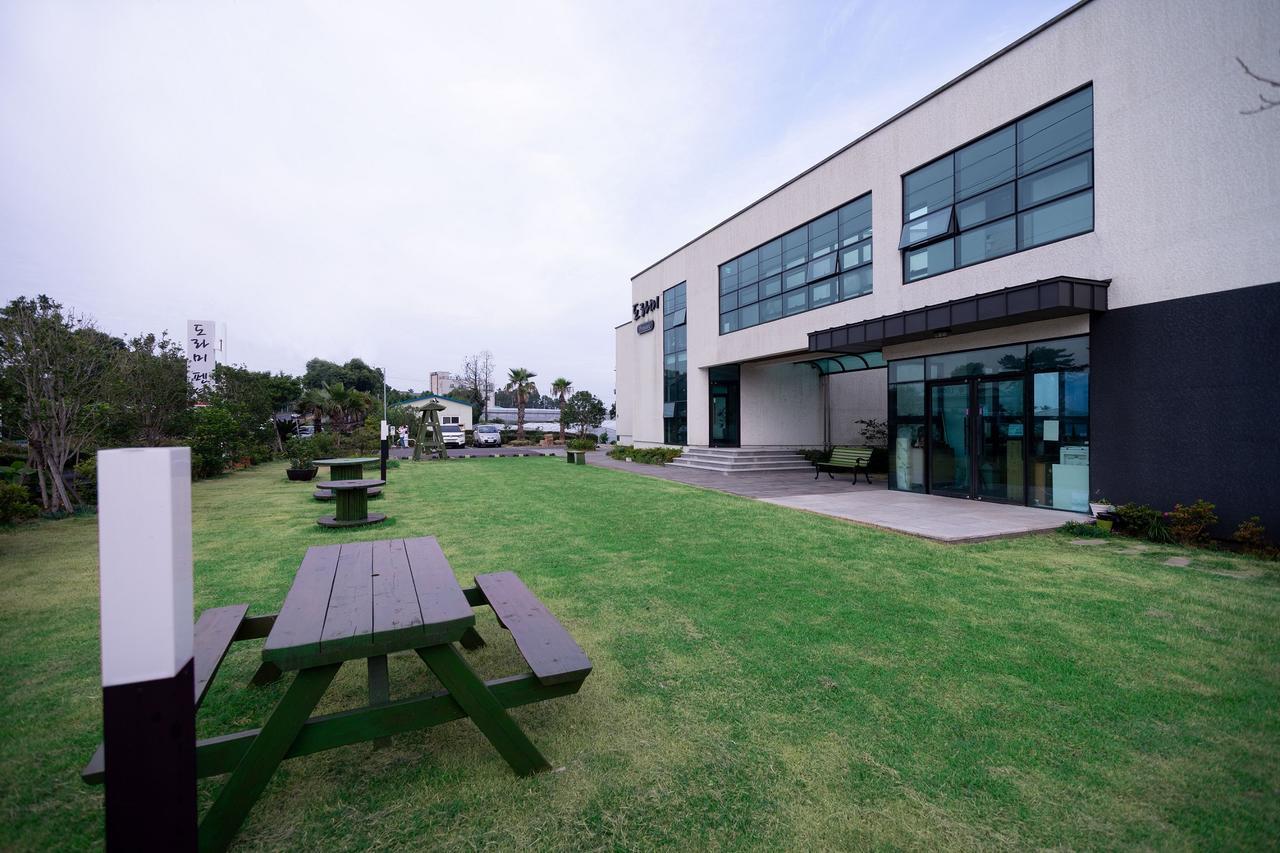 Dorami Pension Seogwipo Exterior foto